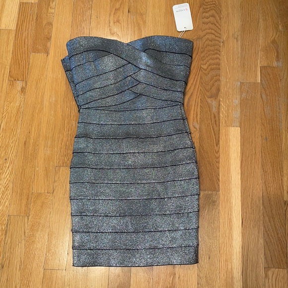 Body con L’ATISTE sexy mini dress size XS - Picture 1 of 8